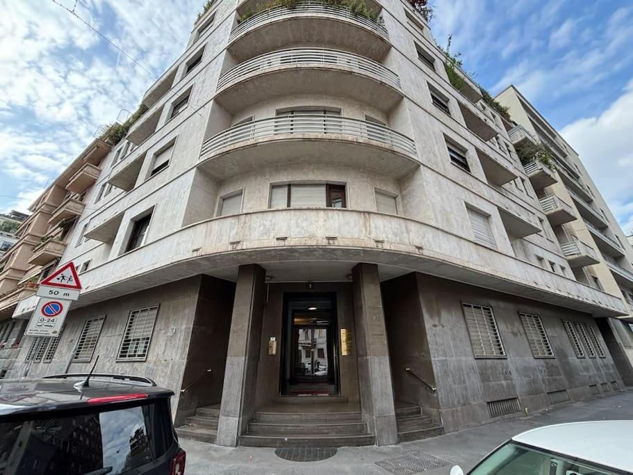 Porta Nuova Lusso 8 Minuti Dal Duomo Apartment Милано Екстериор снимка